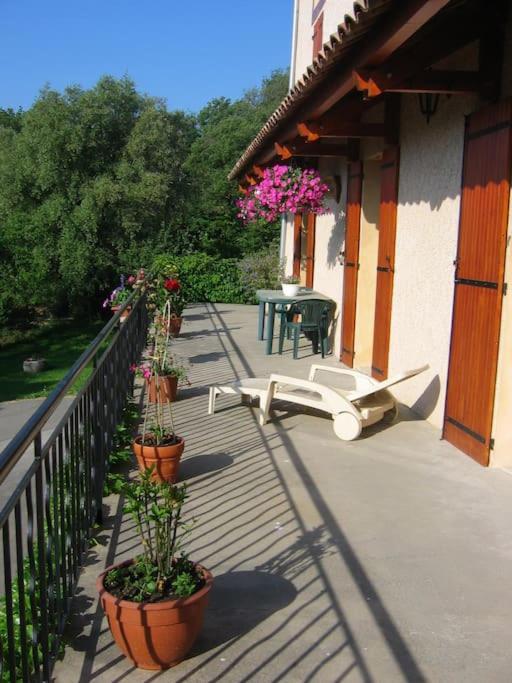 Appartement Cocooning A La Ferme Sisteron Esterno foto